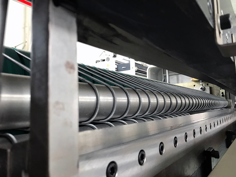 A3-A4-A5-Paper-Sheeting-Machine-8