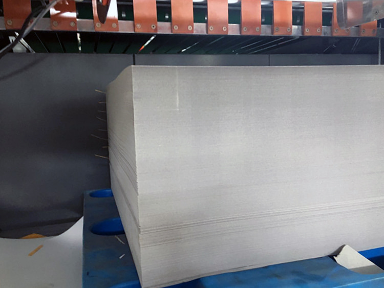 JT-SHT-1400F-Folio-Size-Sheeter-13
